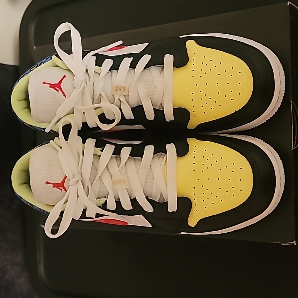 Air Jordan 1 low